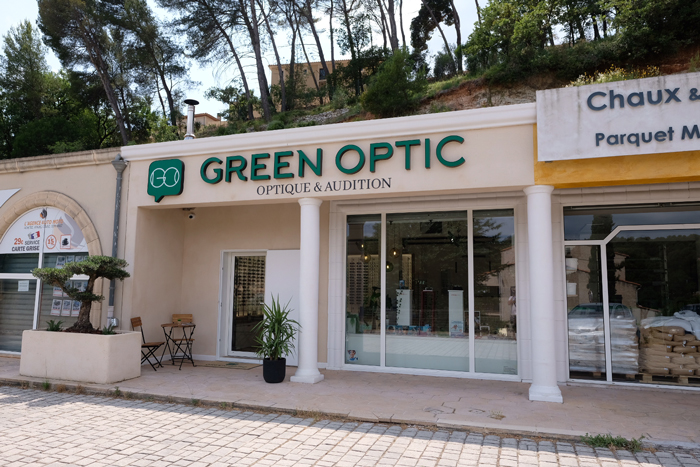 Facade de Green Optic, opticien indépendant à la destrousse